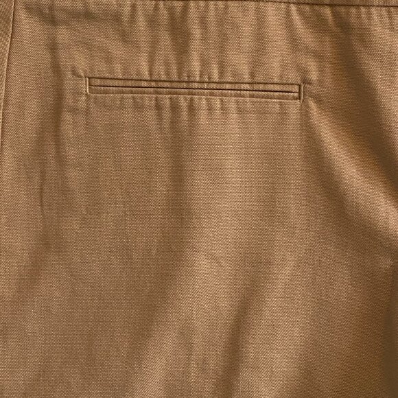 NWT GAP Light Brown Khaki Canvas Shorts - Picture 2 of 6